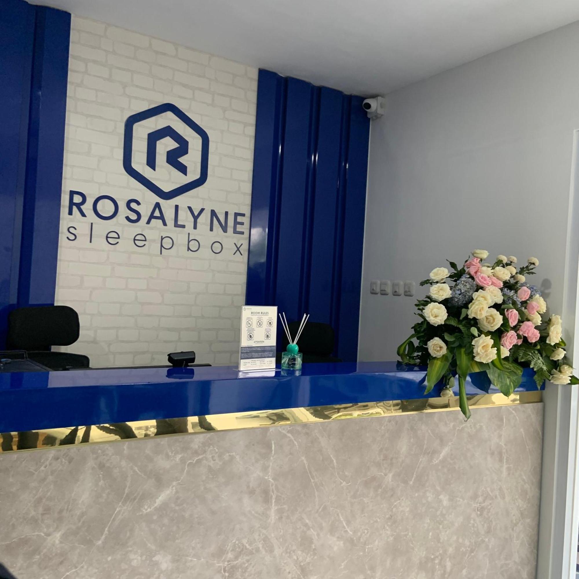 Rosalyne Sleepbox Malioboro 3 Hotel Yogyakarta Exterior photo